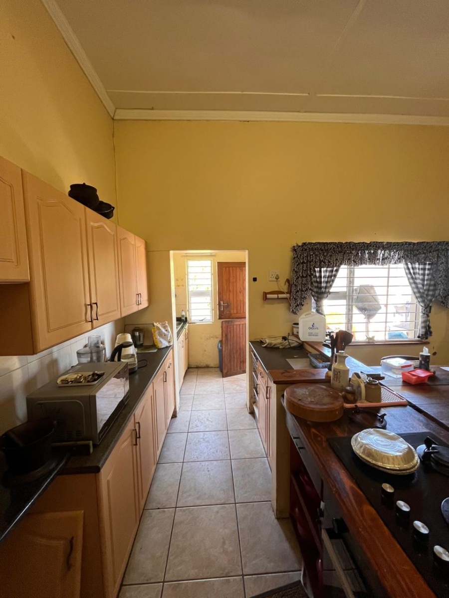 5 Bedroom Property for Sale in Cambridge Eastern Cape
